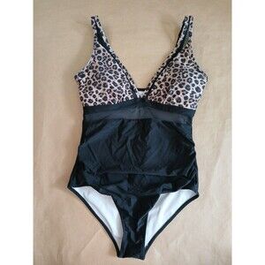 One Piece Swimsuit Womens M Leopard Print Swimwear Resort Mob Wife Aesthetic